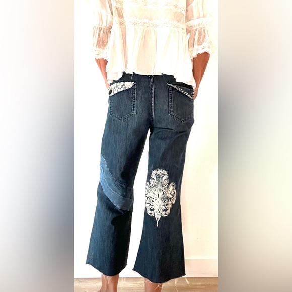 Upcycled Artistic Patchwork Flare Jeans, embroidery, painted, patched - Picture 6 of 6